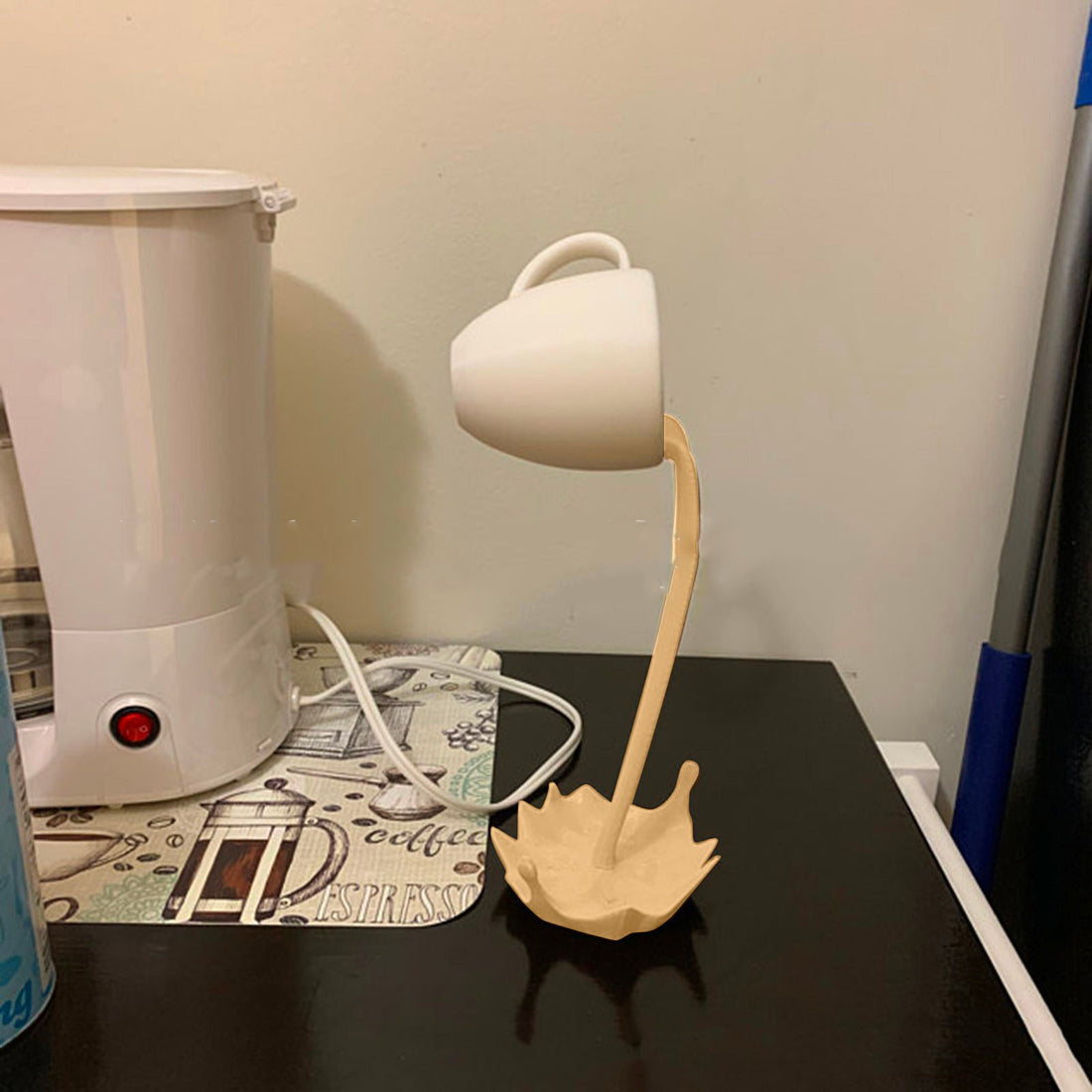 Floating Coffee Cup Sculpture Creative Kitchen Decoration Ornament