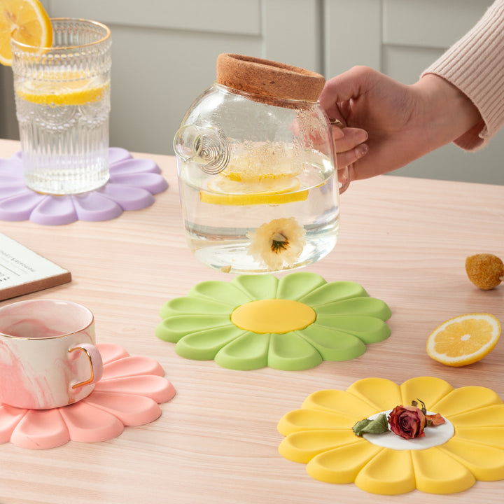 Daisy Flower Silicone Placemat Insulation Kitchen Decor