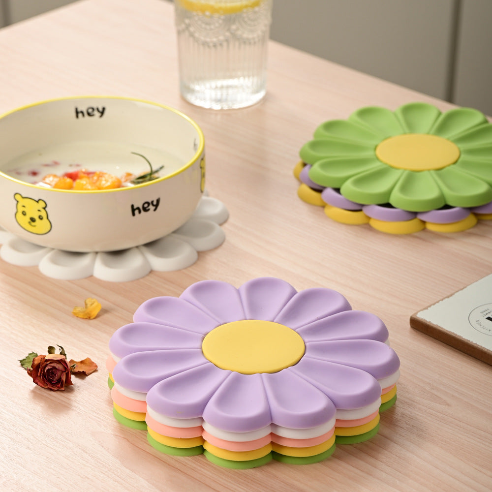 Daisy Flower Silicone Placemat Insulation Kitchen Decor